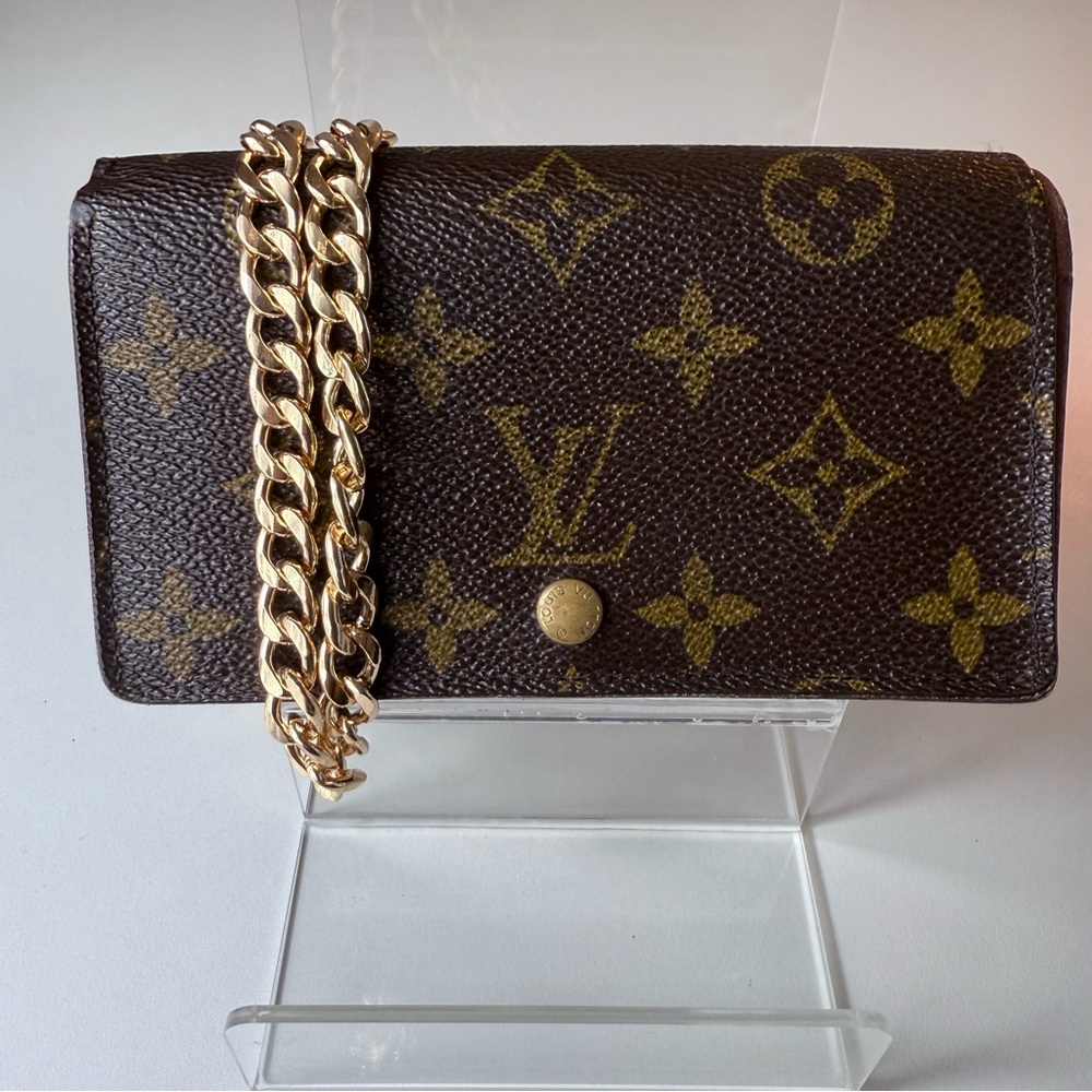 Authentic LOUIS VUITTON Micro Wallet / Crossbody Vintage 1992 Collection - Picture 2 of 13